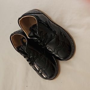 Toddler Black Patent Tux Shoes Size Euro 27/US 10